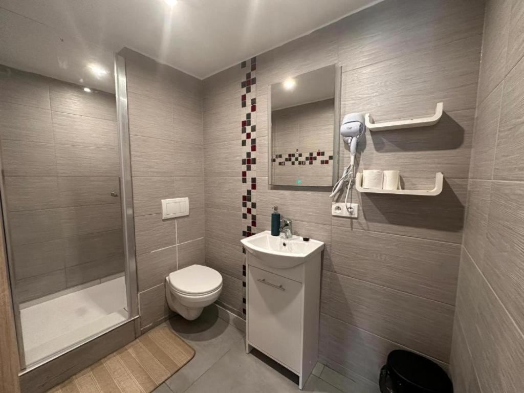 Apartament Golebia Plus Poznan Exterior photo