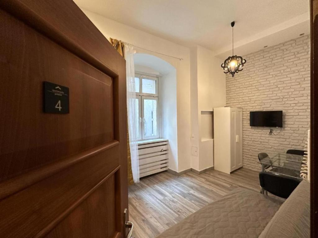 Apartament Golebia Plus Poznan Exterior photo