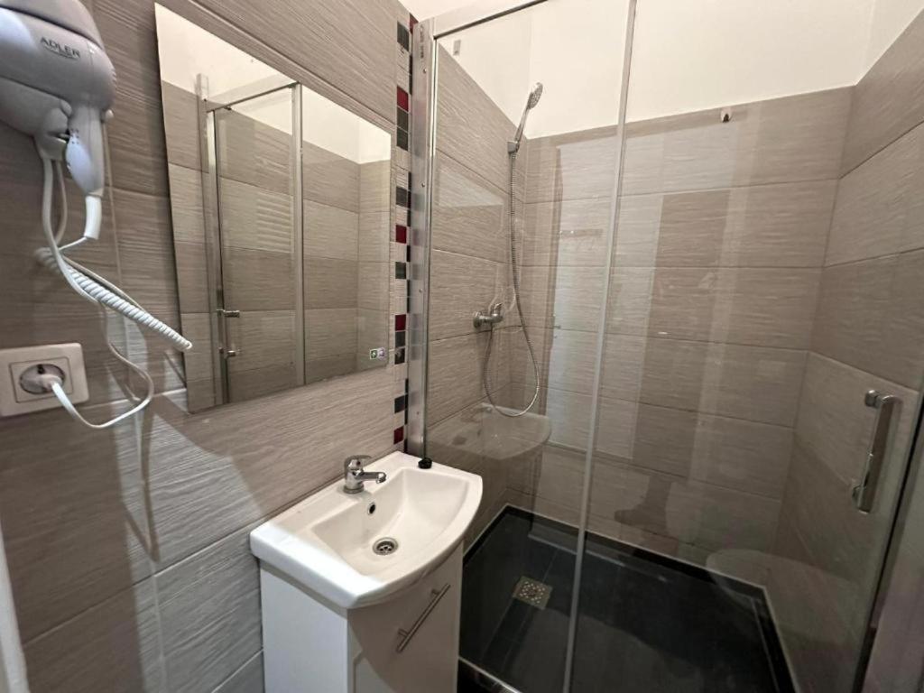Apartament Golebia Plus Poznan Exterior photo