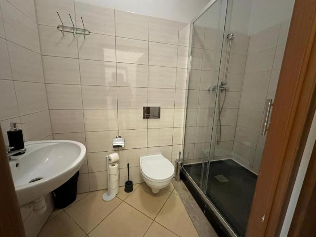 Apartament Golebia Plus Poznan Exterior photo